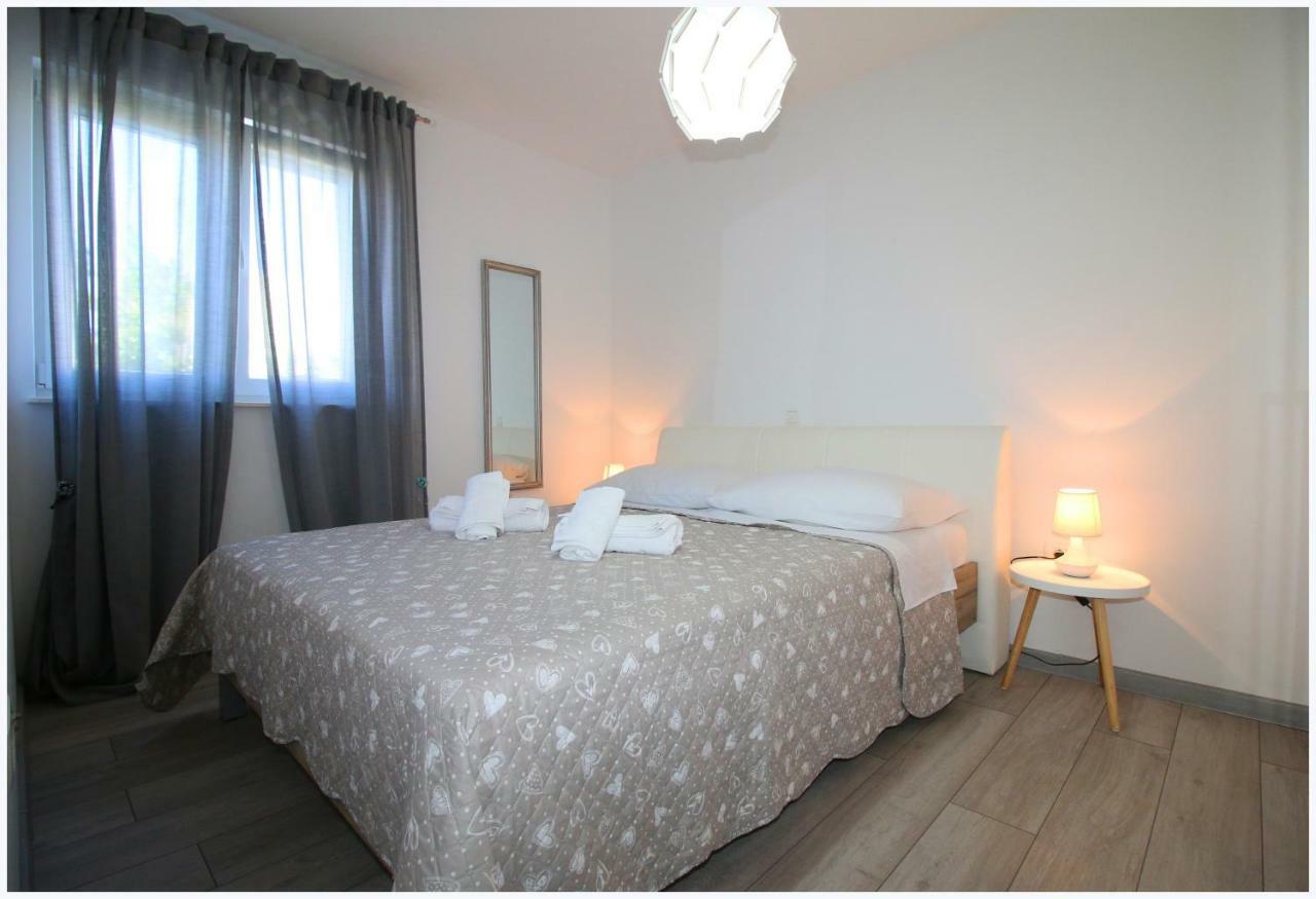 Apartments Silver Beauty Rogoznica  Zewnętrze zdjęcie