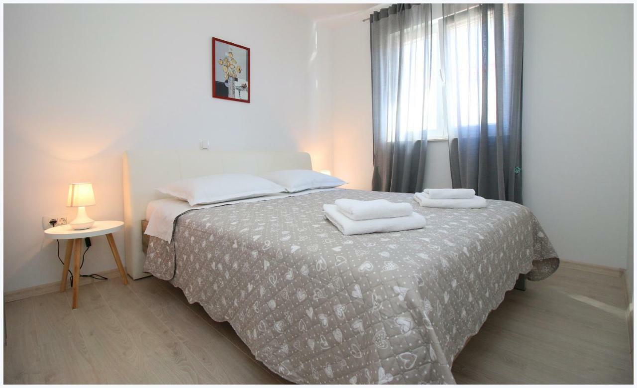 Apartments Silver Beauty Rogoznica  Zewnętrze zdjęcie