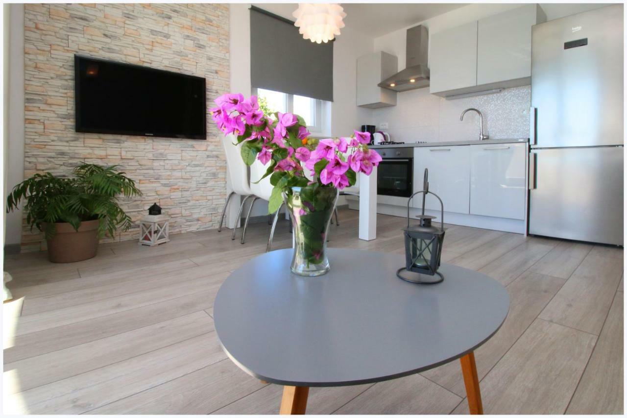 Apartments Silver Beauty Rogoznica  Zewnętrze zdjęcie